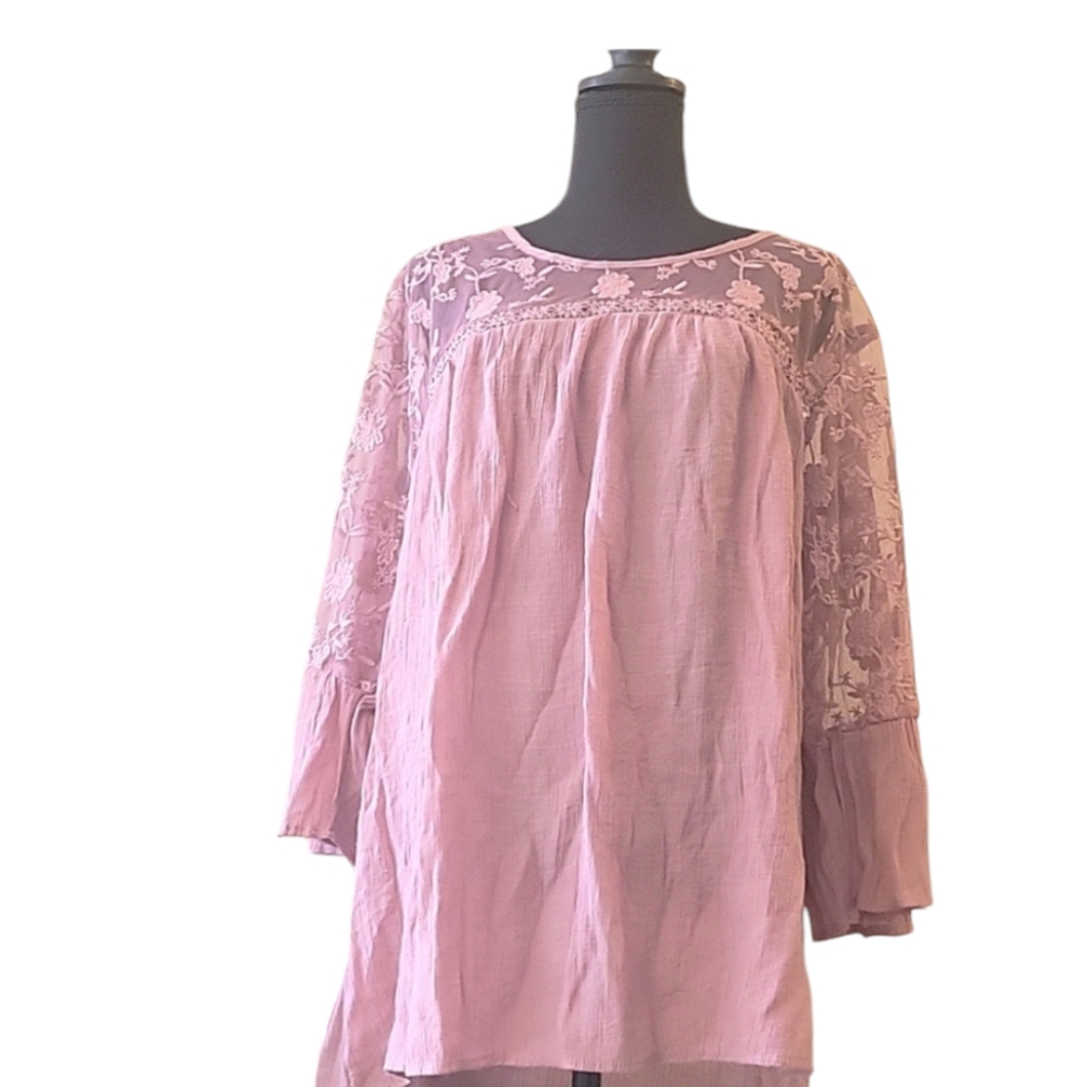 Indigo Rose 3x Pink lace top plus size flattering slimming style